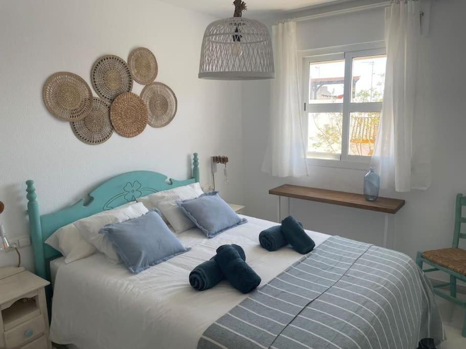 Casa Lola Conil, Azotea Al Mar Y Parking Solo Familias O Parejas Conil De La Frontera Exterior foto