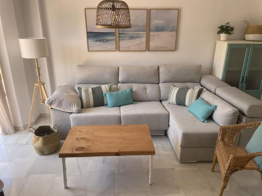 Casa Lola Conil, Azotea Al Mar Y Parking Solo Familias O Parejas Conil De La Frontera Exterior foto