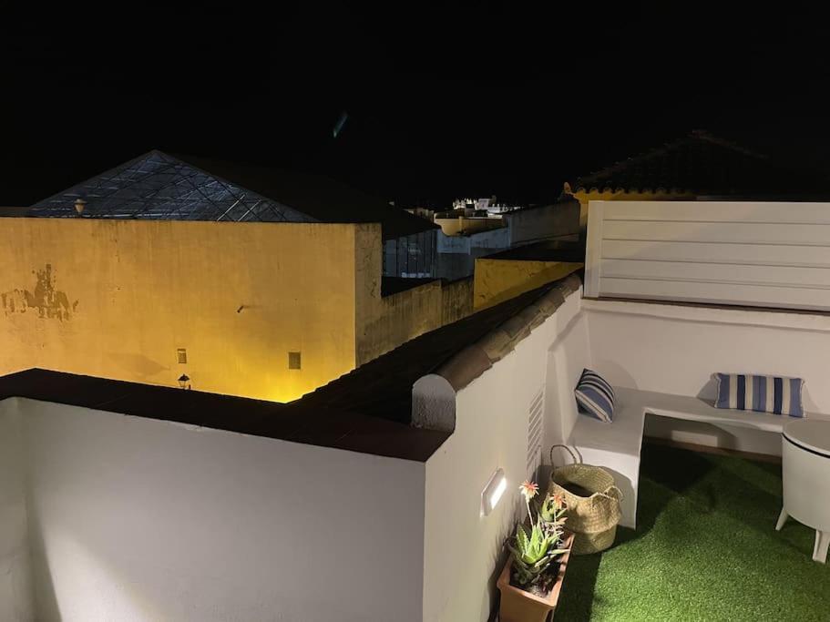 Casa Lola Conil, Azotea Al Mar Y Parking Solo Familias O Parejas Conil De La Frontera Exterior foto